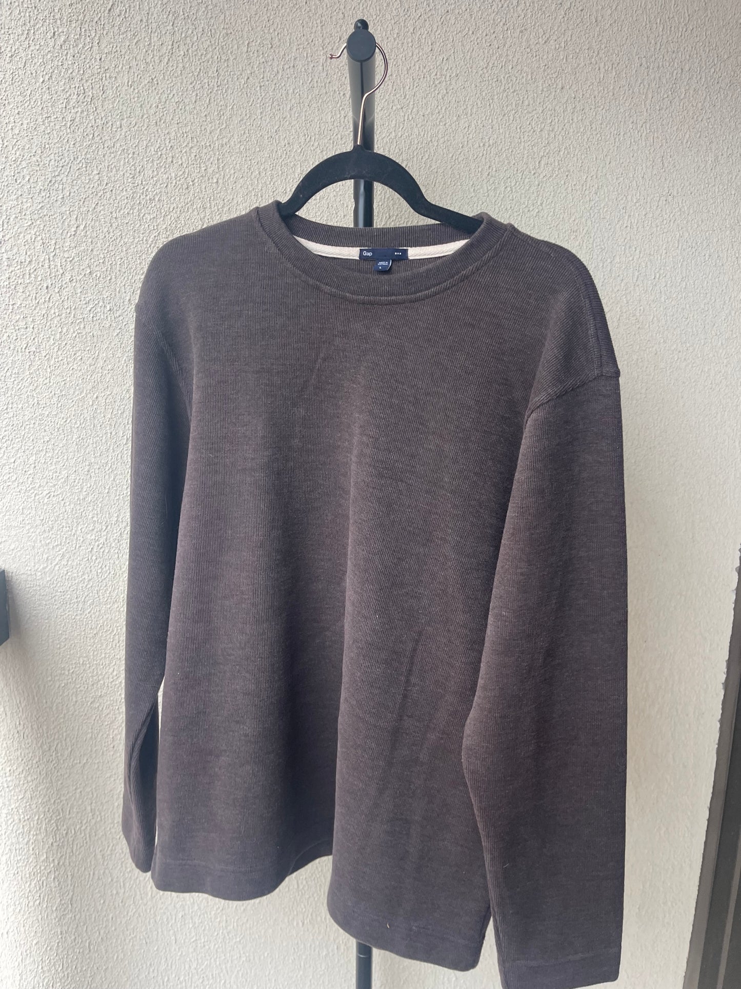 Gap Crew Shirt Merch L
