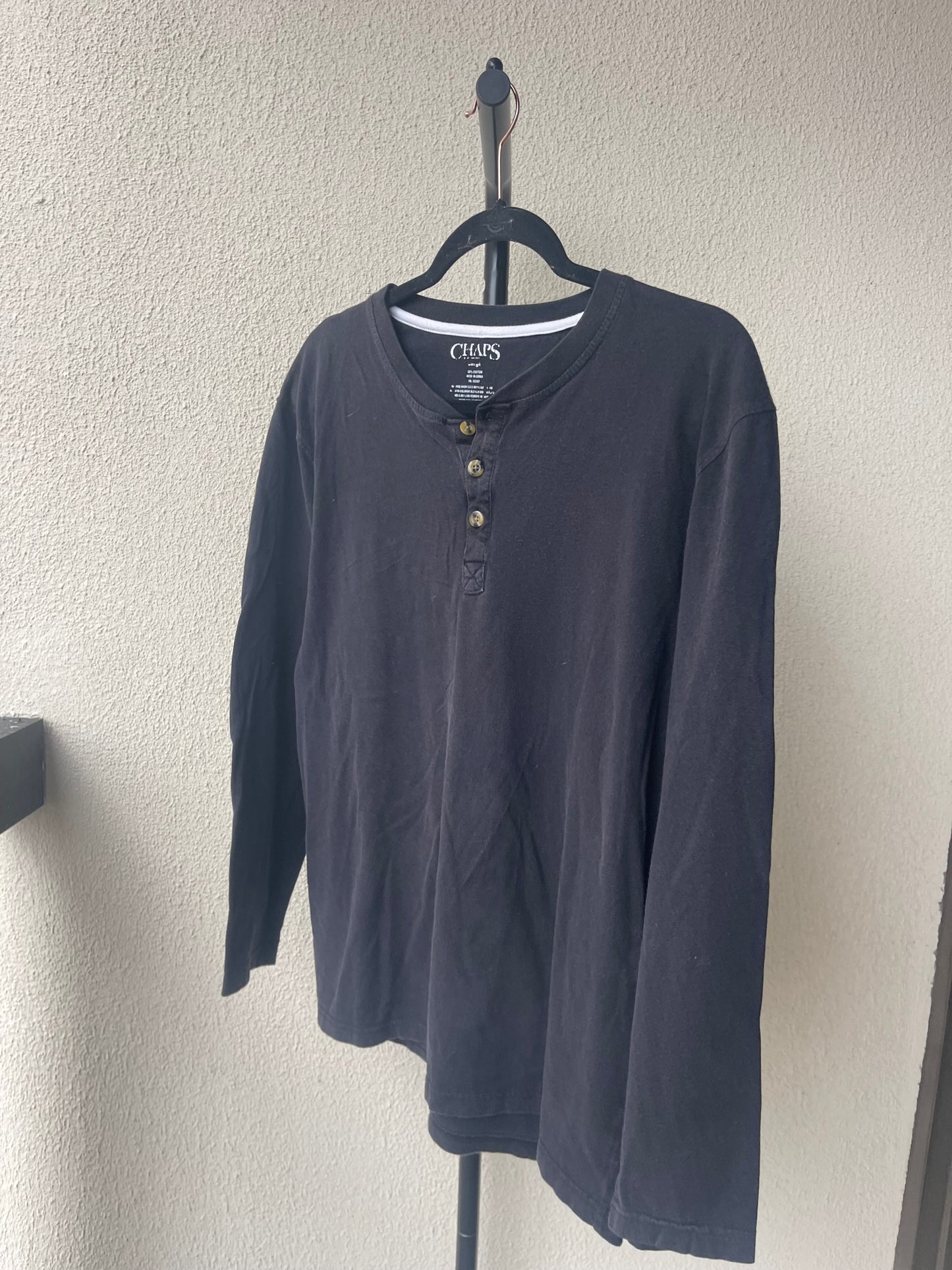100% Cotton Black Henley Tee XL