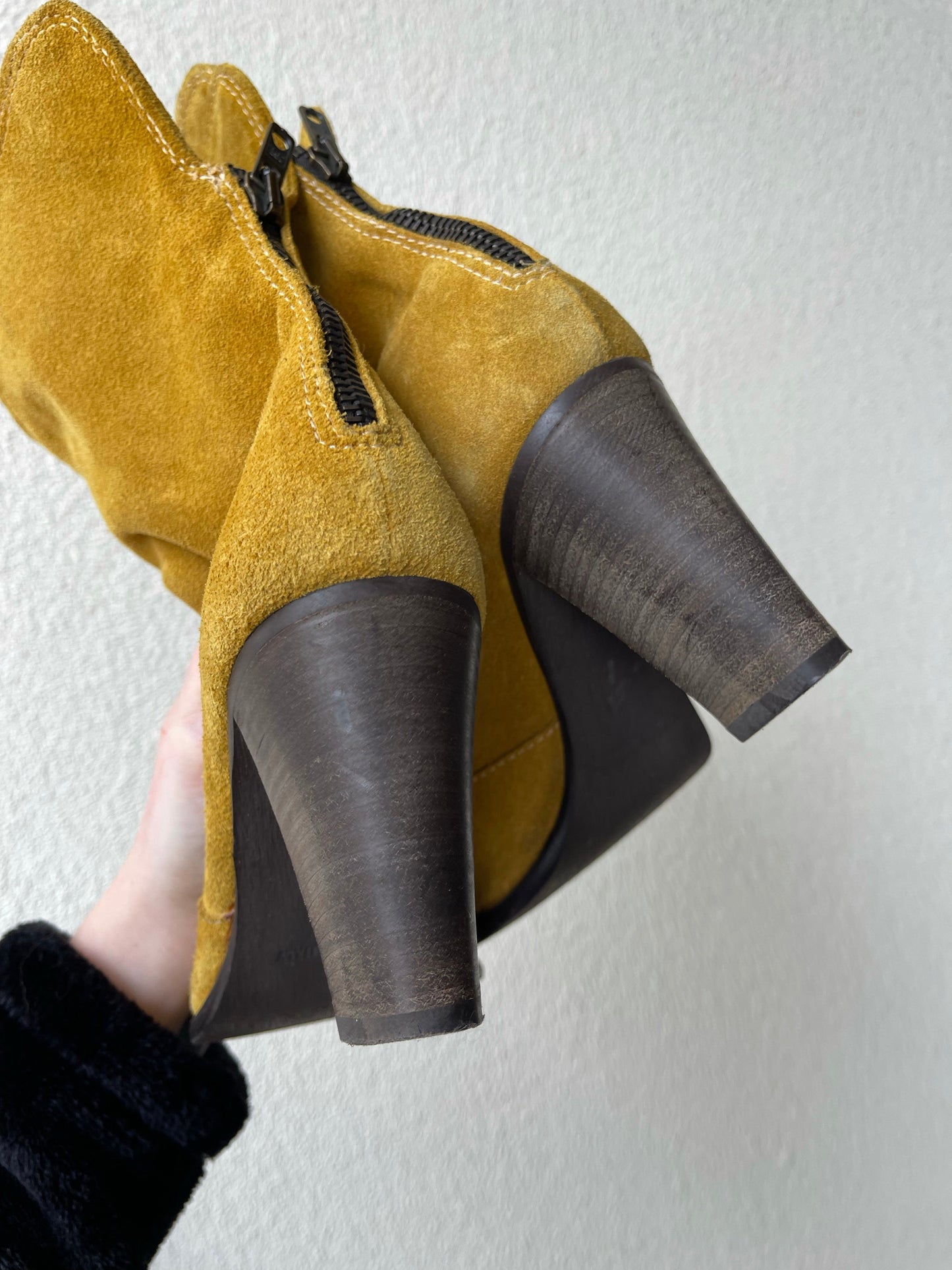 Italian Suede Mustard Yellow Booties Heel