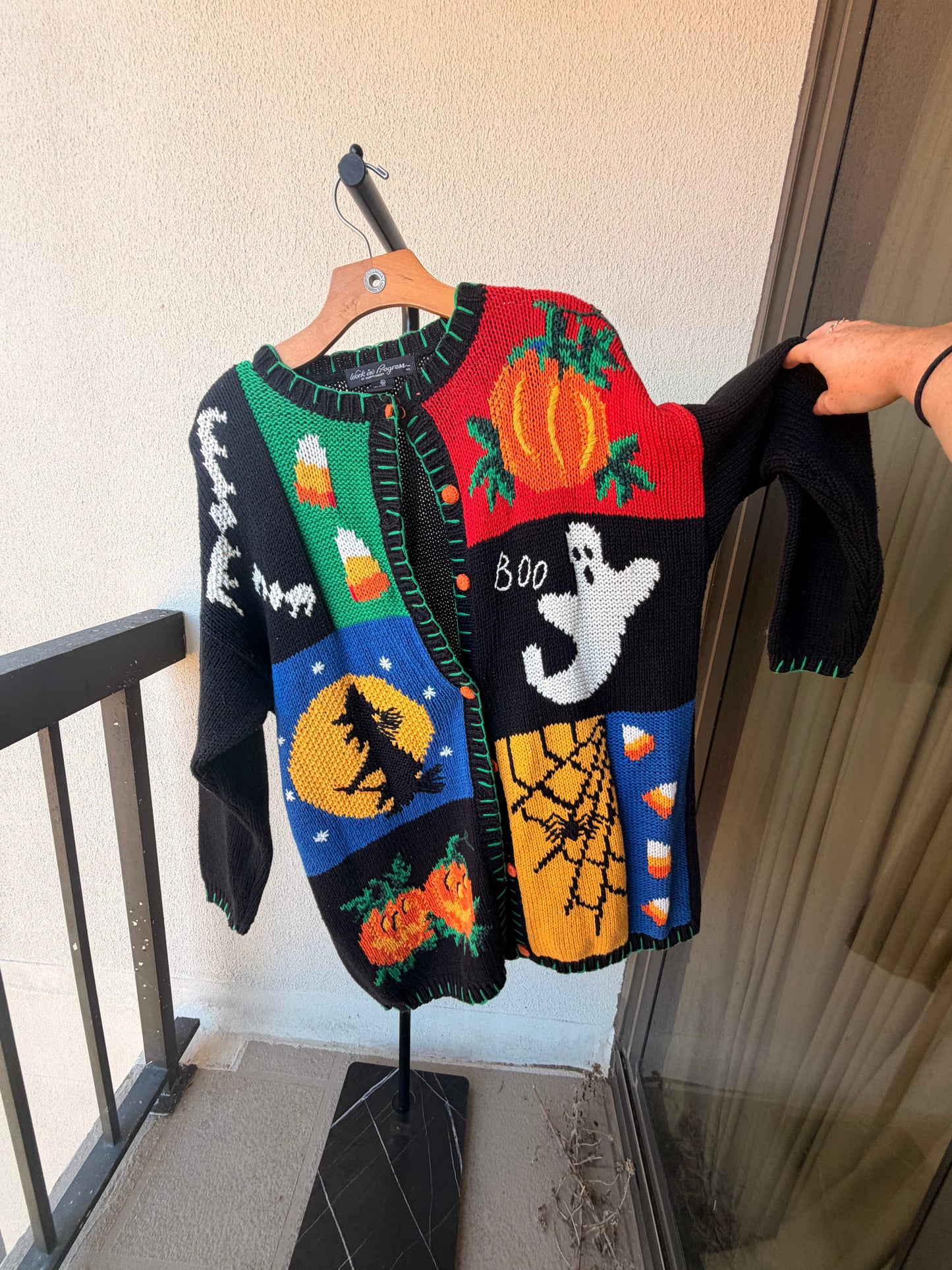90’s Halloween Sweater XL