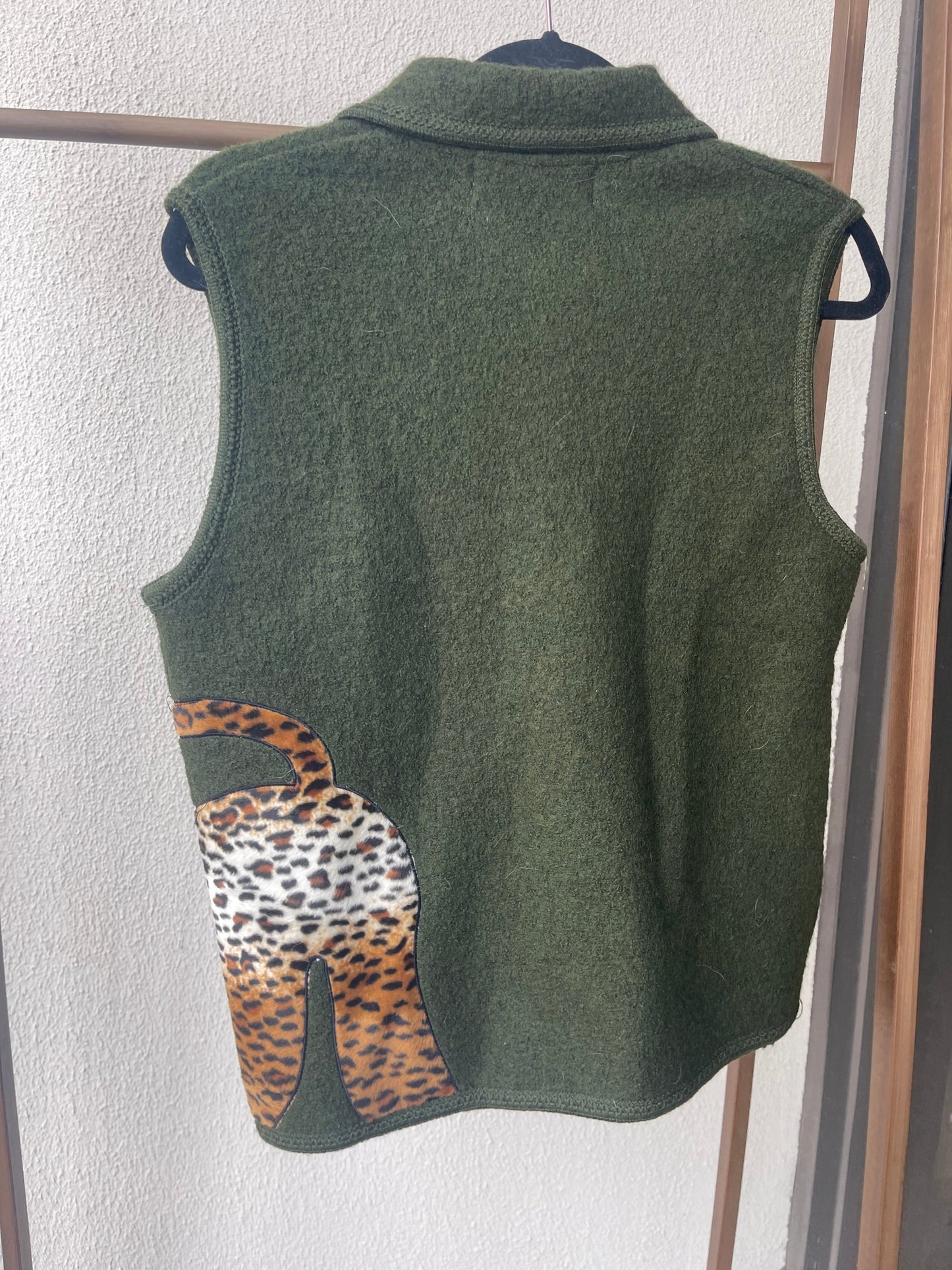 Vintage Wool cat vest back