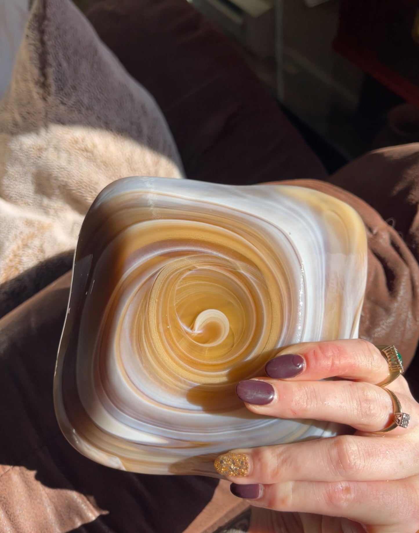 Vintage slag glass brown marble ashtray flat bottom