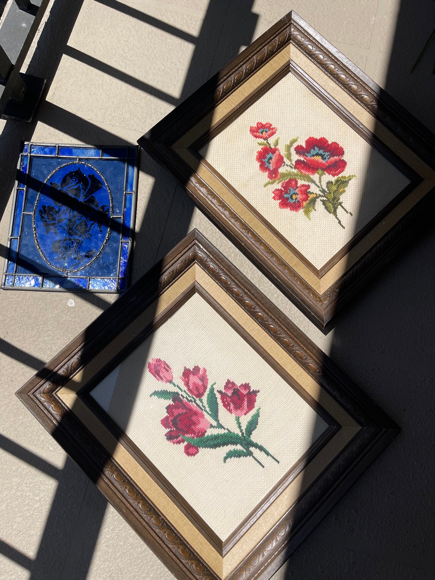 Vintage Framed Floral Embroidery Set